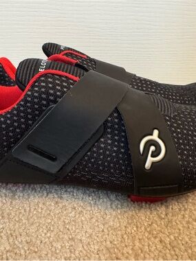 Peloton Unisex Adult Altos Cycling Shoe women’s size 9, men’s 7.5